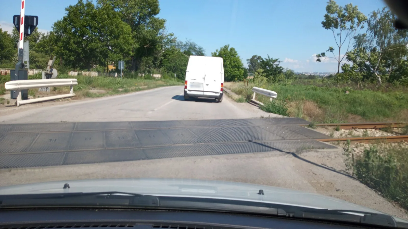 Street-level view of a level crossing in Bulgaria