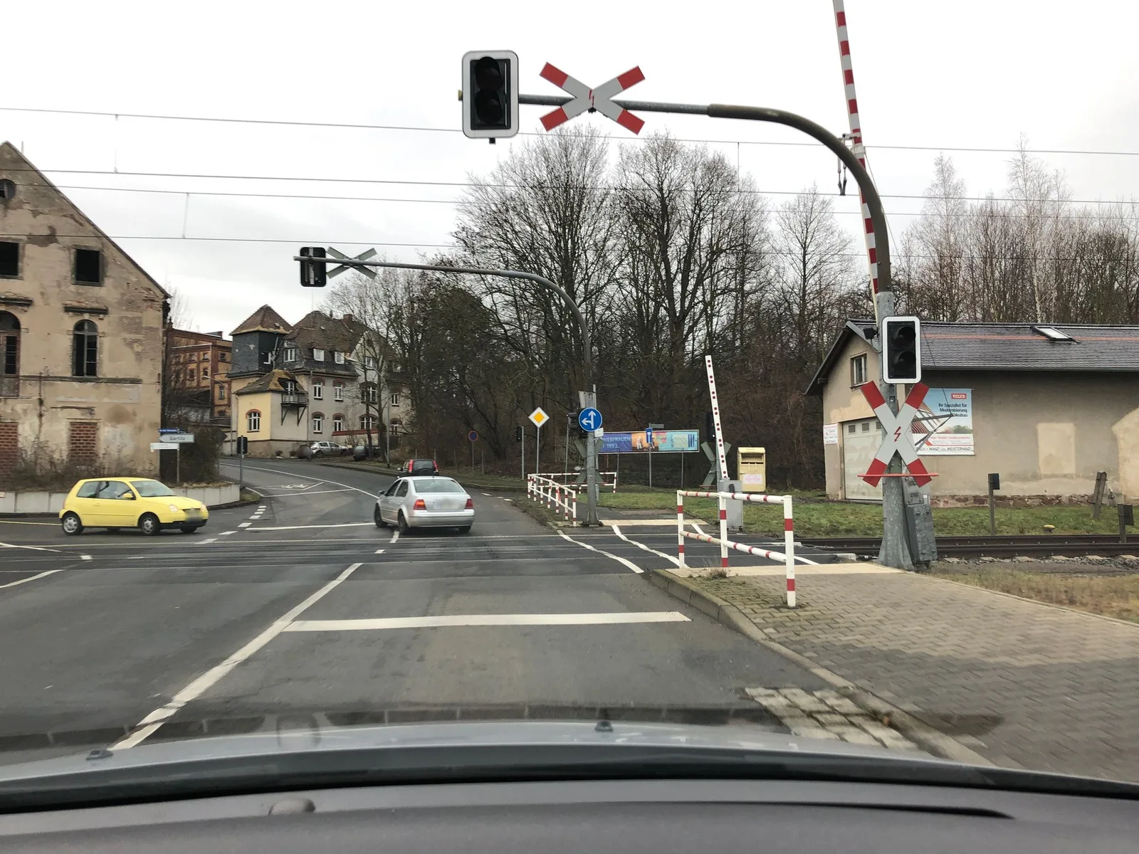 Street-level view of a level crossing in Germany