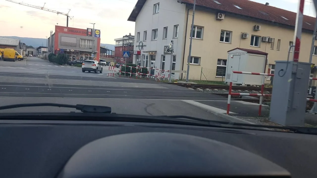 Street-level view of a level crossing in Croatia