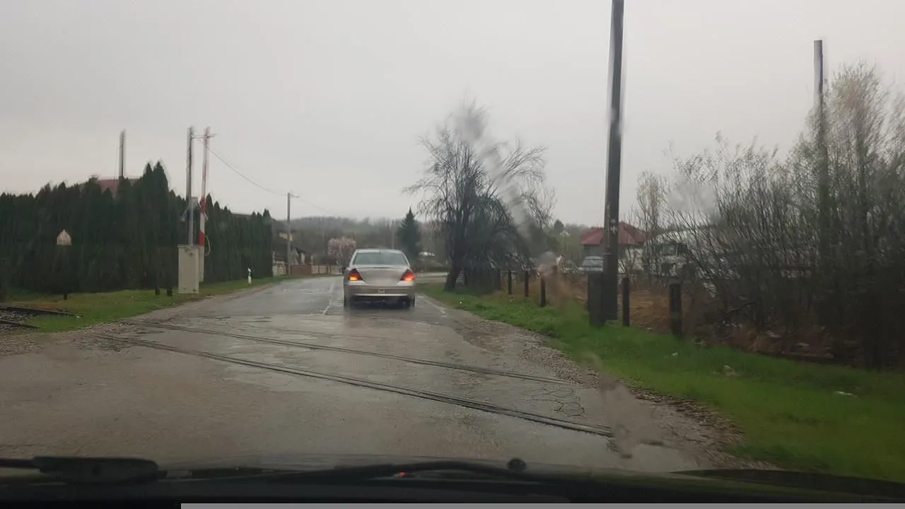 Street-level view of a level crossing in Croatia