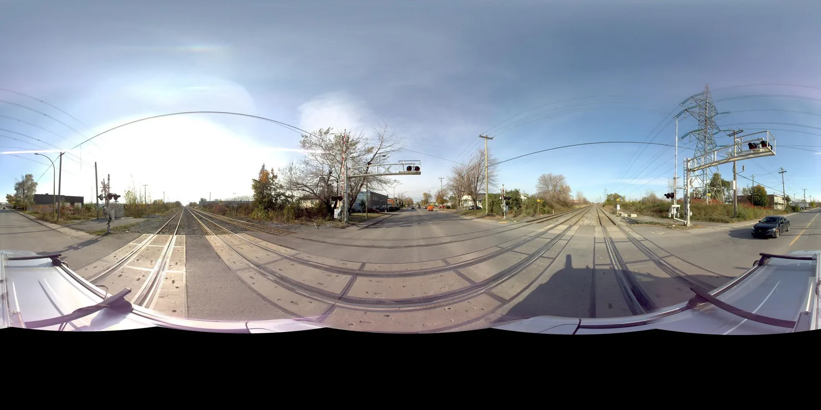 Street-level view of a grade crossing in Québec, Canada